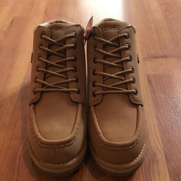 Lugz Triumph boots NWT - Picture 2 of 2